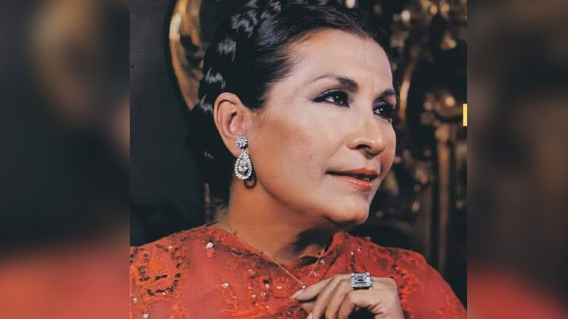 Lola Beltrán.