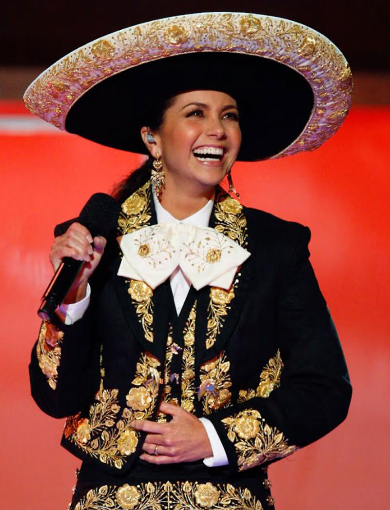 Lucero.