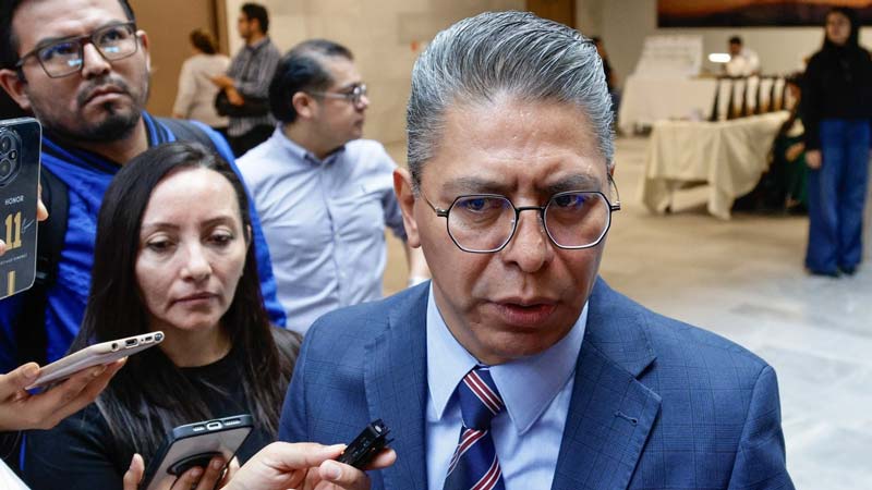 Ni avisan ni consultan llegada de expriistas al PAN, reclaman militantes