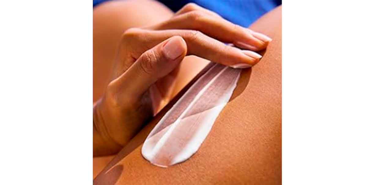 NIVEA Q10 Loción Corporal Reafirmante + Autobronceadora