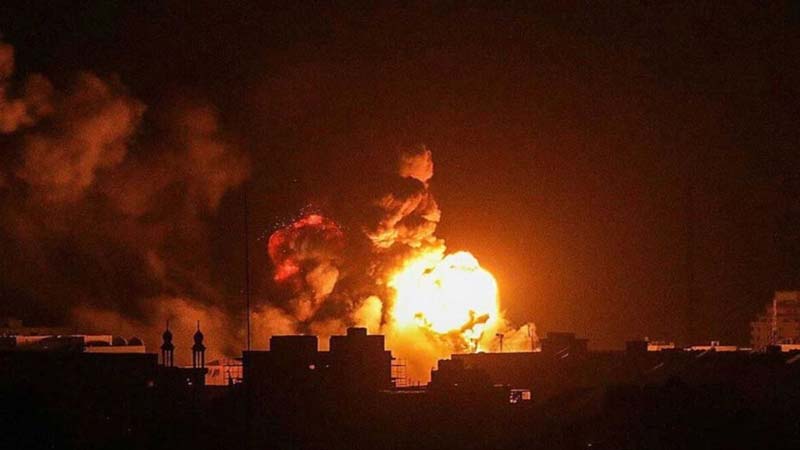 Pakistán declara guerra abierta y bombardea Kabul y Kandahar