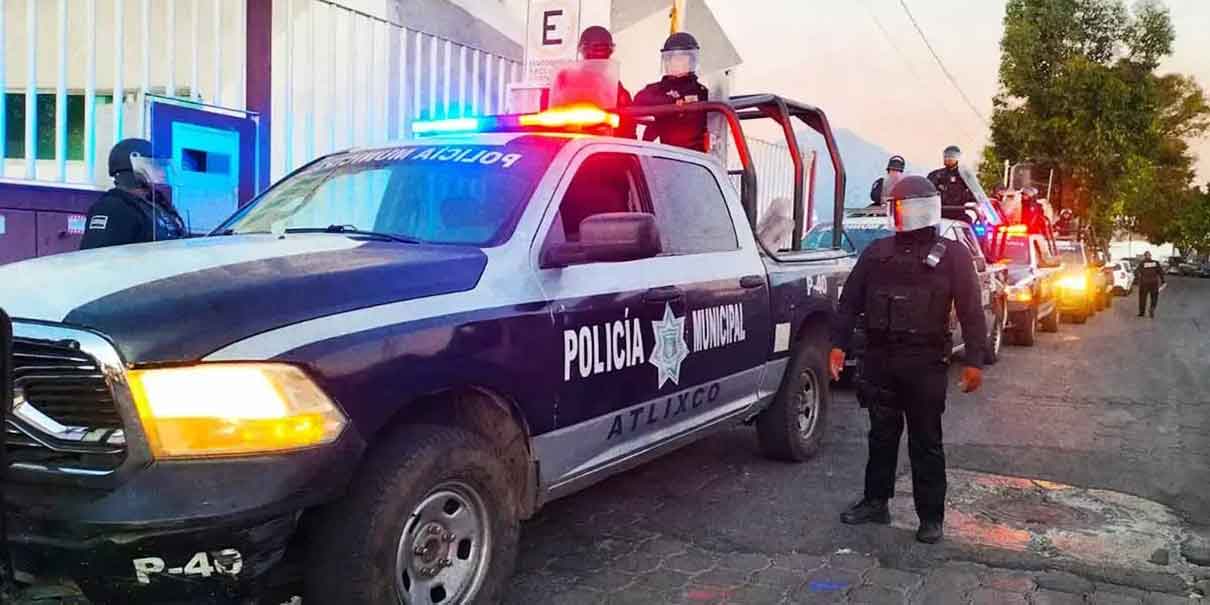 Policías