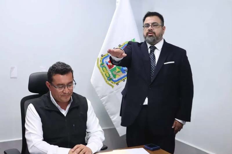 Primeros nombramientos en el Área Jurídica del Congreso2.jpg
