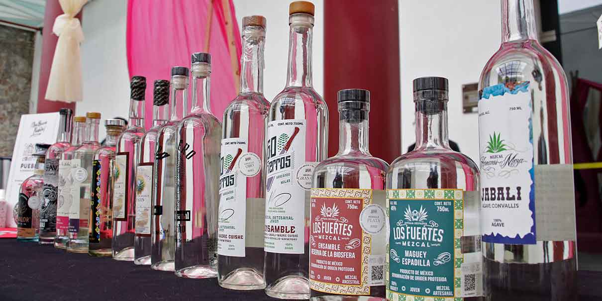 Mezcaleros