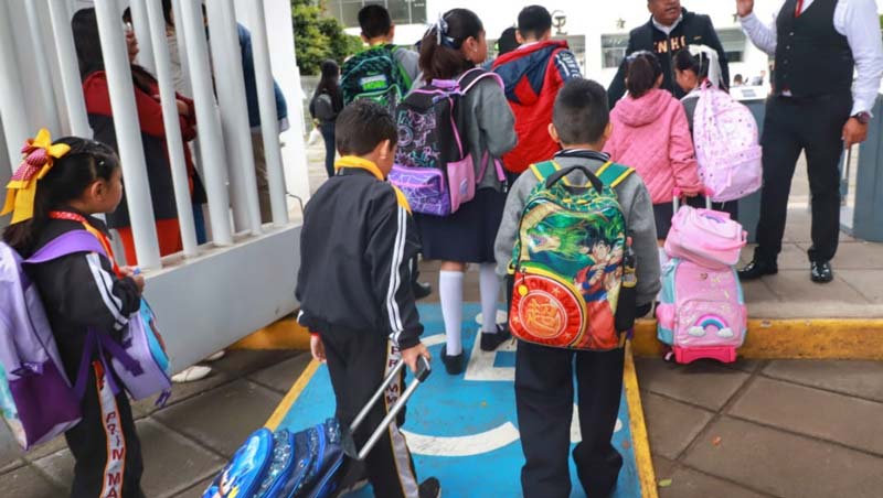 Regresan a clases más de 23 millones de alumnos en México tras Semana Santa 2026