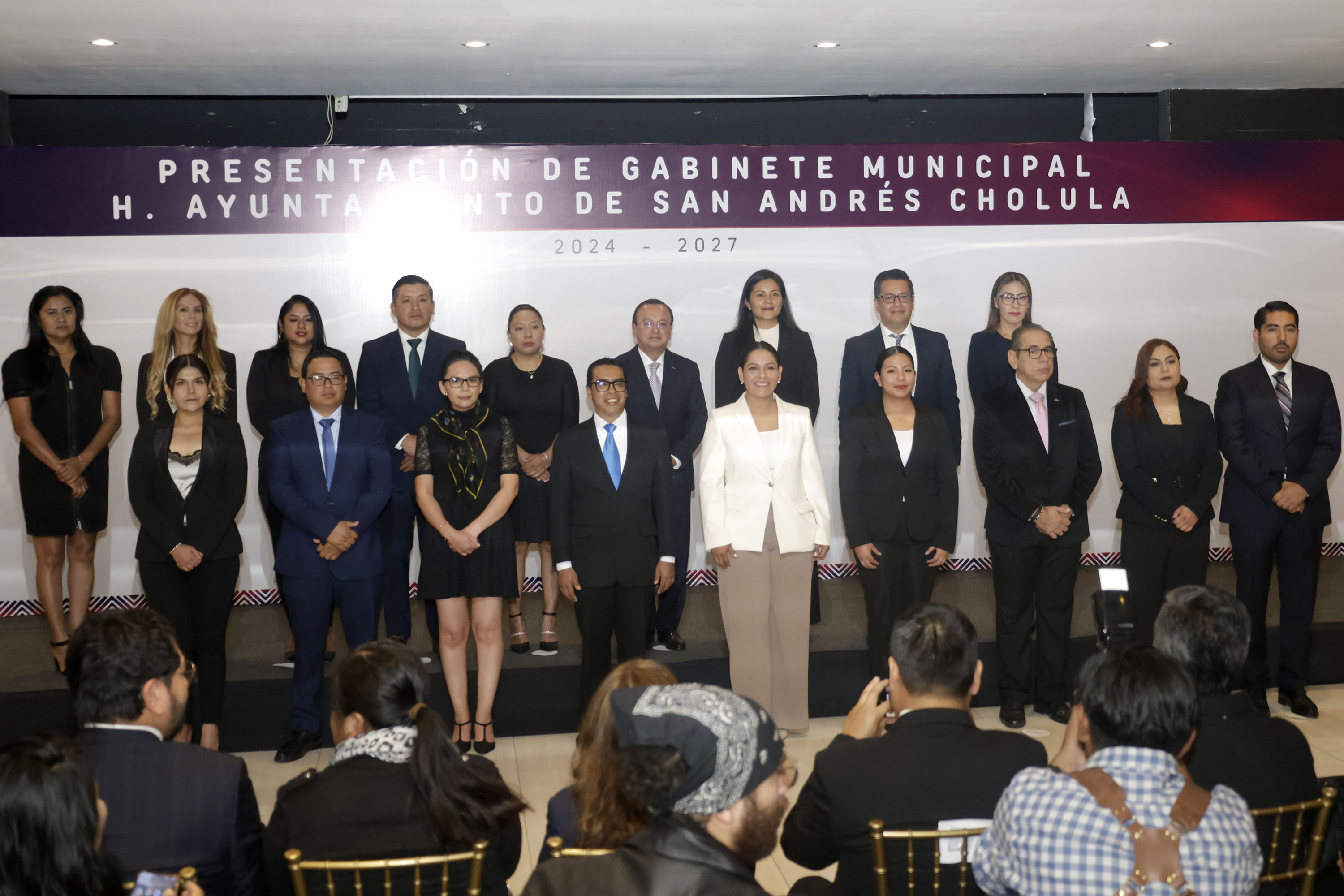 Gabinete de Guadalupe Cuautle