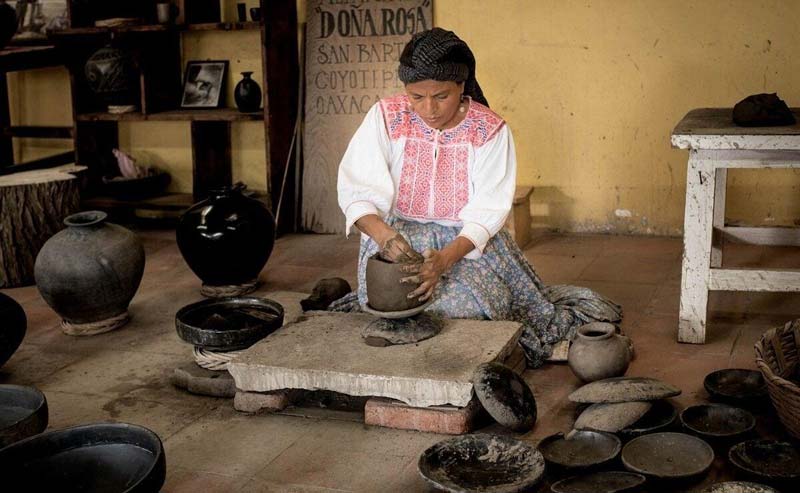 El encanto de Oaxaca está en San Bartolo Coyotepec y su barro negro