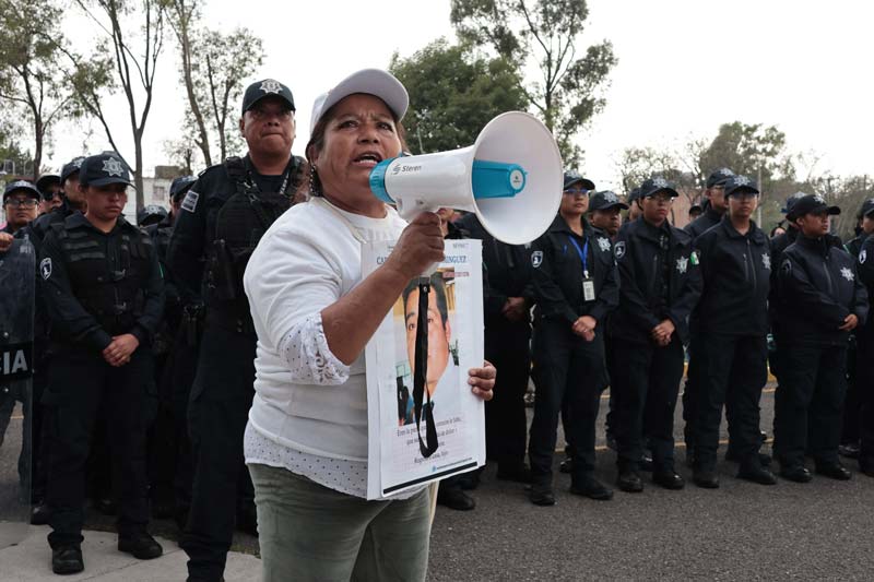 Seguridad negó agresiones contra madres buscadoras en el estadio Cuauhtémoc