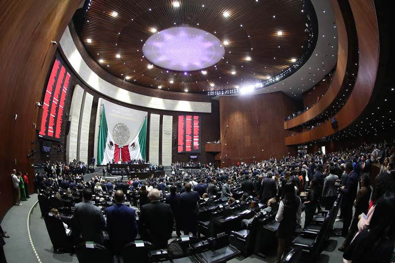 Senado cierra filas para acabar con las pensiones doradas