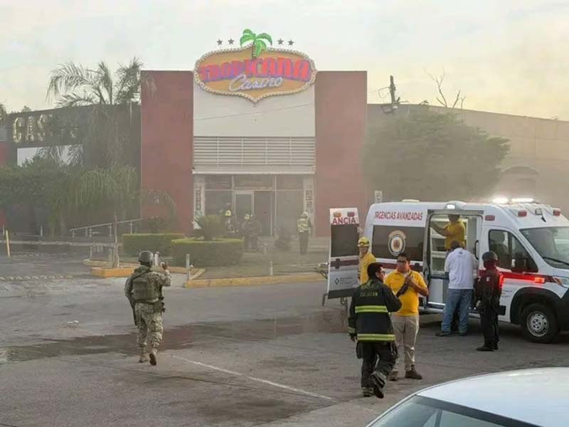 Sicarios incendian casino en Culiacán y dejan un muerto; violencia persiste pese a operativo