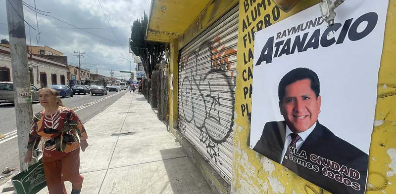 Sin temor electoral, partidos pintan nombres y mensajes por la ciudad