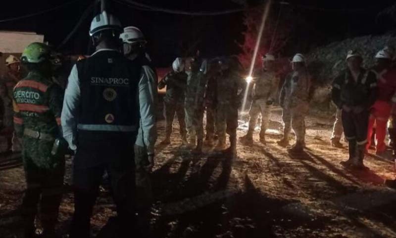 Sinaloa: logran rescatar a primer minero y buscan a tres más