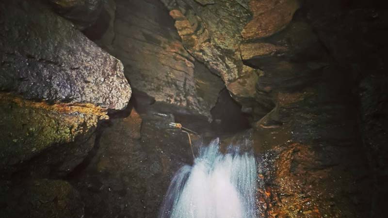 Sobrevivientes de la gruta de Cuetzalan revelan que ingresaron sin equipo adecuado y sin advertencias