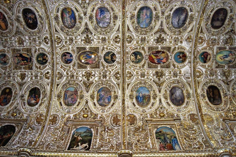 Sumérgete en la historia barroca de Oaxaca con el Templo de Santo Domingo de Guzmán