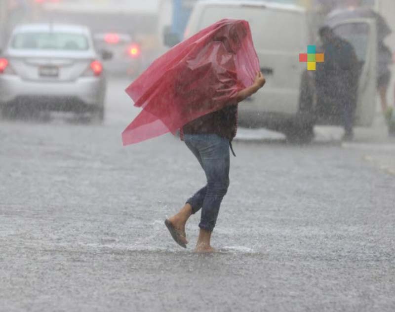 Tormentas y frío llegan con el frente frío 41: alertan por lluvias intensas y fuertes vientos