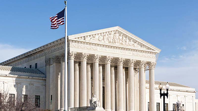 Trump eleva arancel global al 15% tras fallo de la Corte Suprema de EU