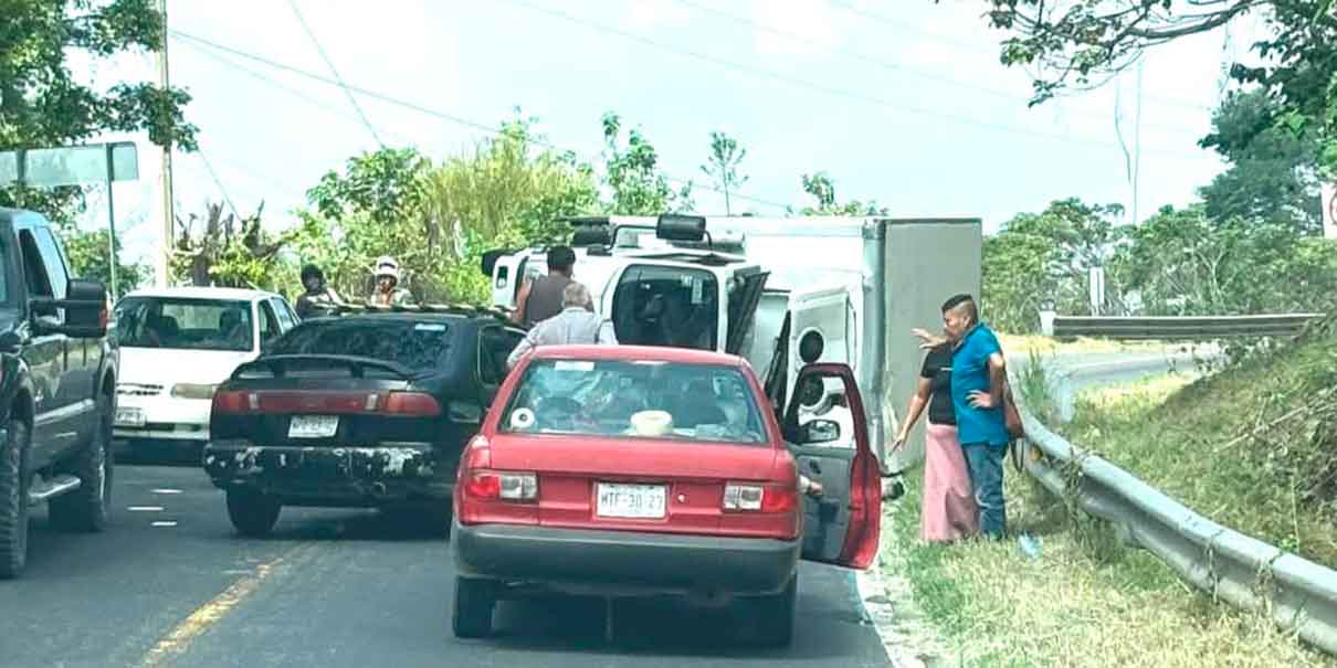 Accidente vial en Juan Galindo