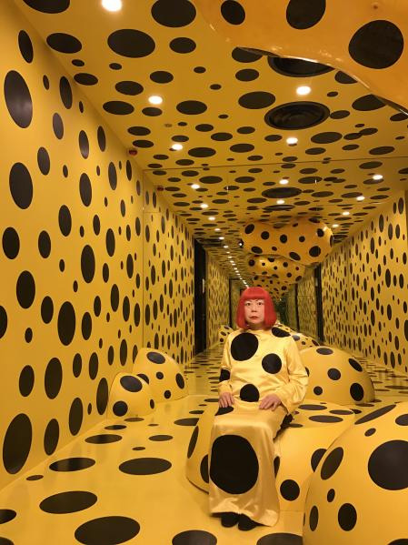  Yayoi Kusama
