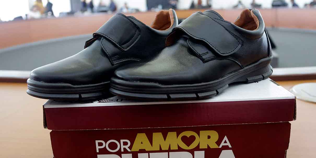 Zapato escolar
