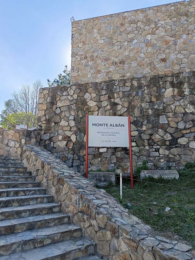 Zona Arqueológica de Monte Albán: la antigua capital zapoteca que domina Oaxaca desde las alturas