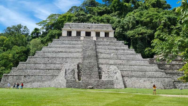 Zona Arqueológica de Yaxchilán, Chiapas: la ciudad maya oculta en la selva lacandona