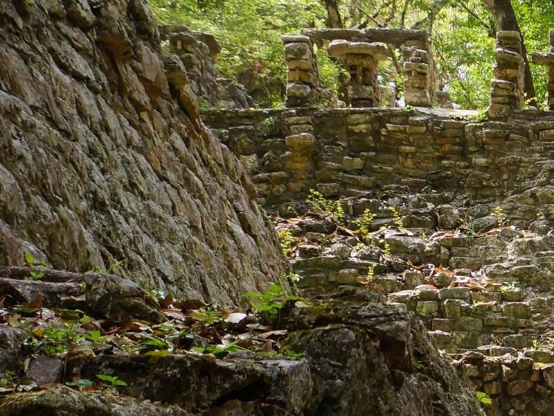 Zona Arqueológica de Yaxchilán: la asombrosa ciudad maya en la selva de Chiapas accesible por el río Usumacinta
