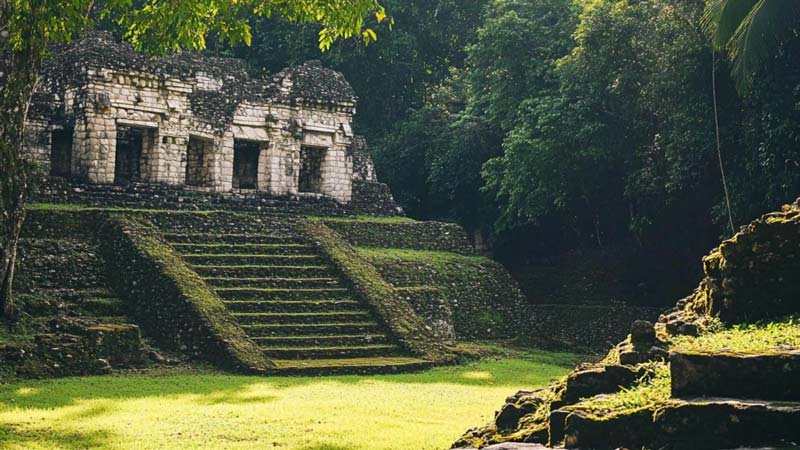 Zona Arqueológica de Yaxchilán, Chiapas: la ciudad maya oculta en la selva lacandona