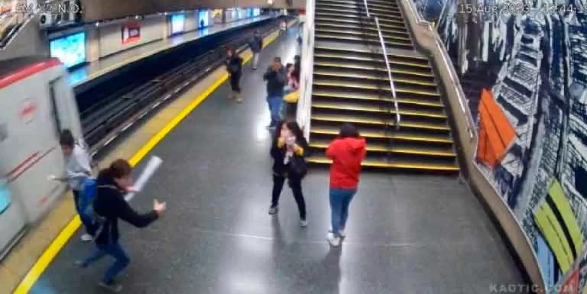Varón angustiado se lanzó a las vías de la Línea 1 del Metro