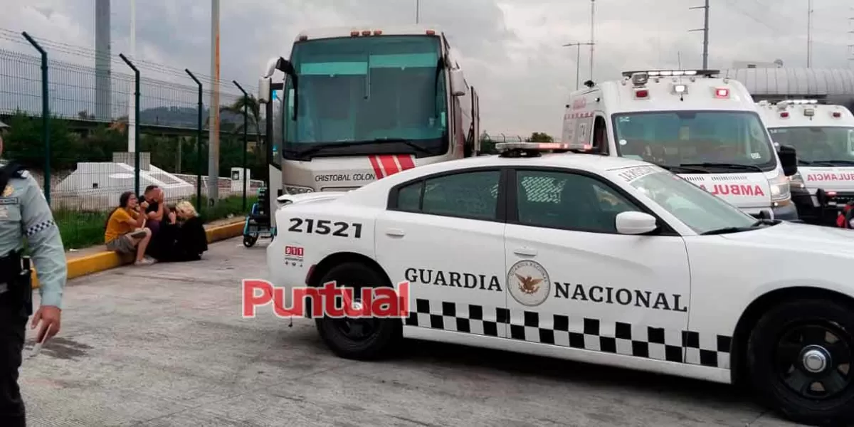 Hallan sin vida a venezolana en camión sobre la México-Puebla