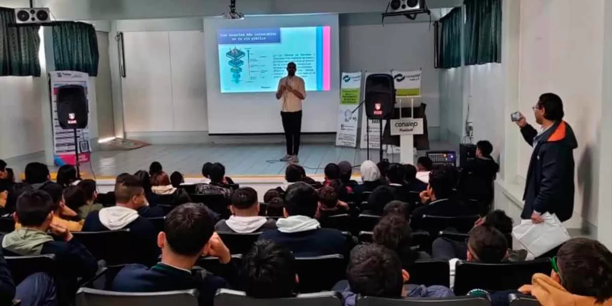 Ayuntamiento de Puebla brinda talleres de movilidad a más de 200 estudiantes del Conalep