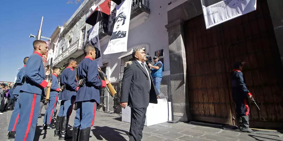 Conmemoran el 113 aniversario del inicio de la Revolución Mexicana en Puebla
