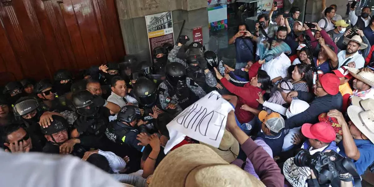 Detenidos por manifestación en el Palacio en proceso de imputación: FGE