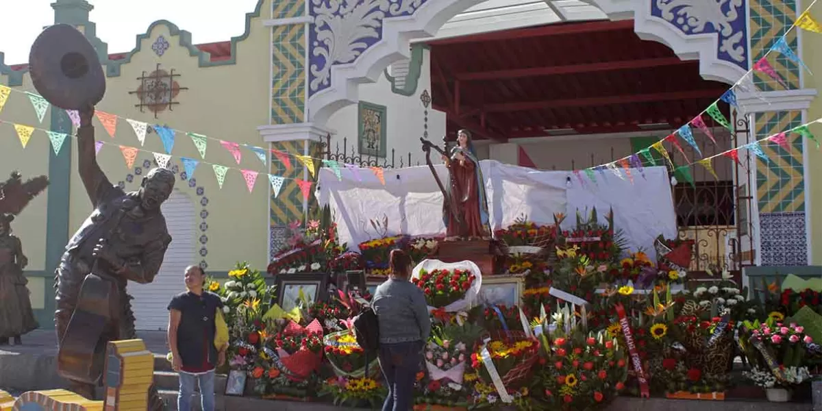 Para celebrar el Día del Músico, artistas del Mercado El Alto anuncian actividades