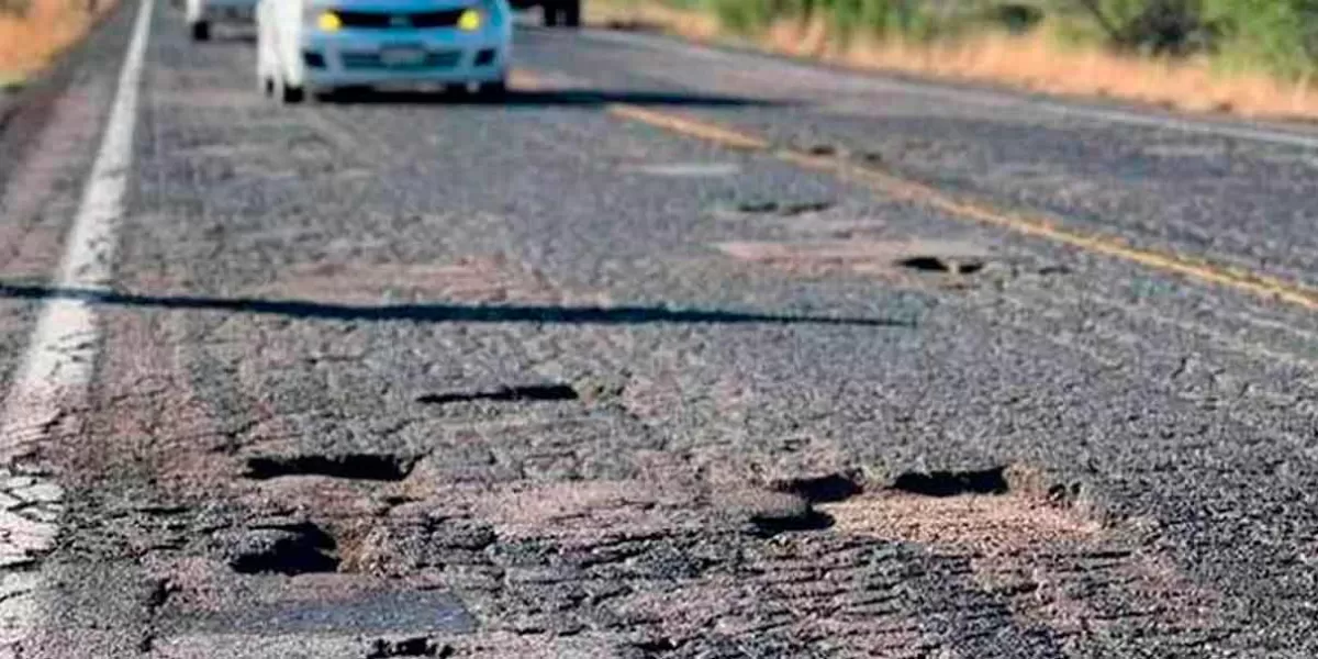 El rescate de carreteras poblanas es paulatino y se hace en coordinación con ediles
