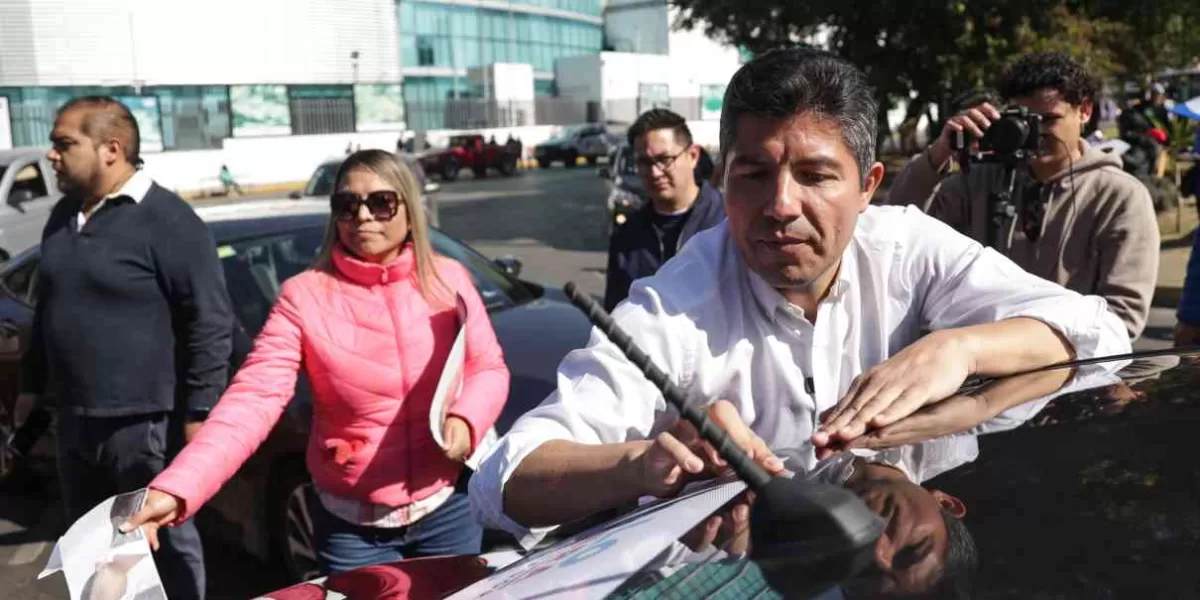 Eduardo Rivera hace campaña respaldado por militantes y simpatizantes