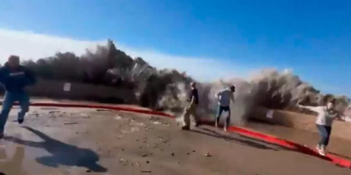 VIDEO. En playa de California, ola gigante impacta y deja al menos 8 heridos