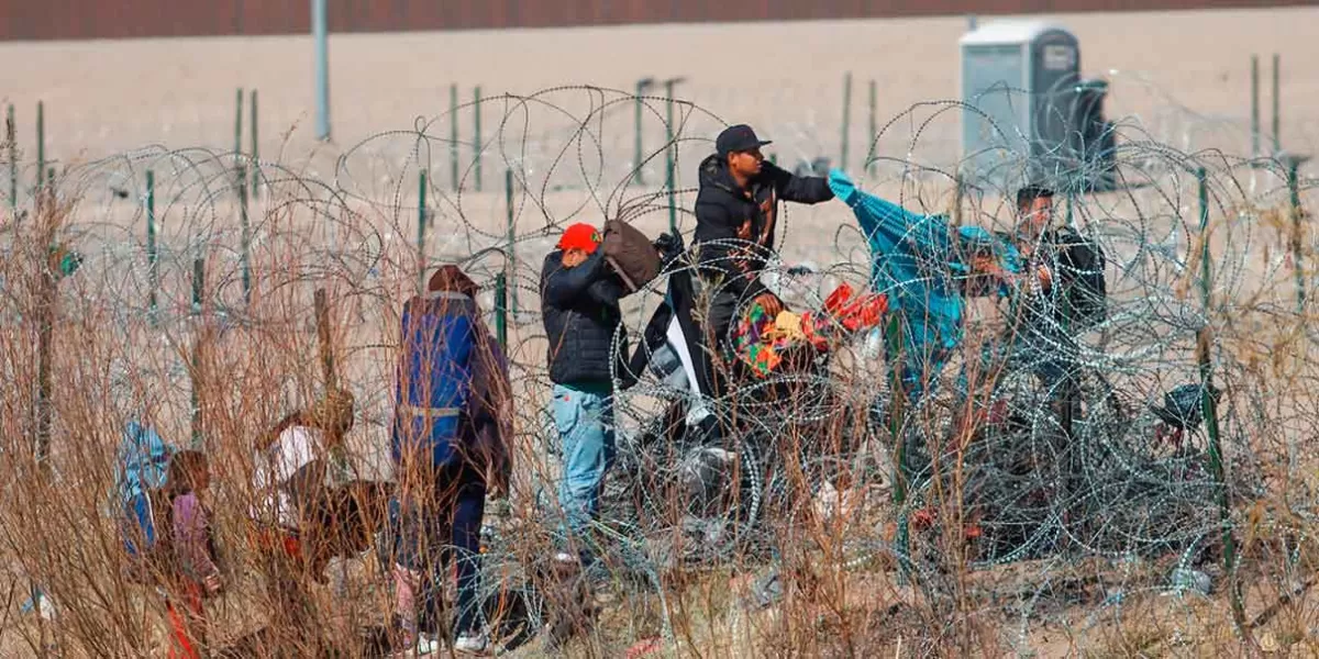 Avala Corte de EU retirar alambre de púas en la frontera entre México y EU