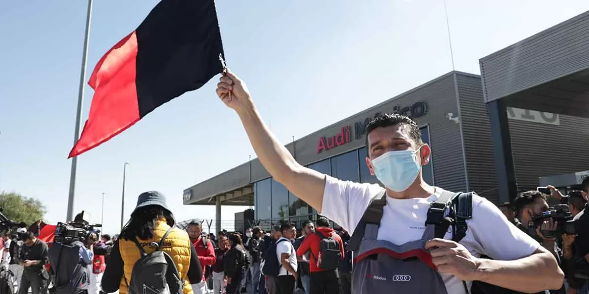 Sindicatos respaldaron demandas de trabajadores de AUDI, la HUELGA sigue