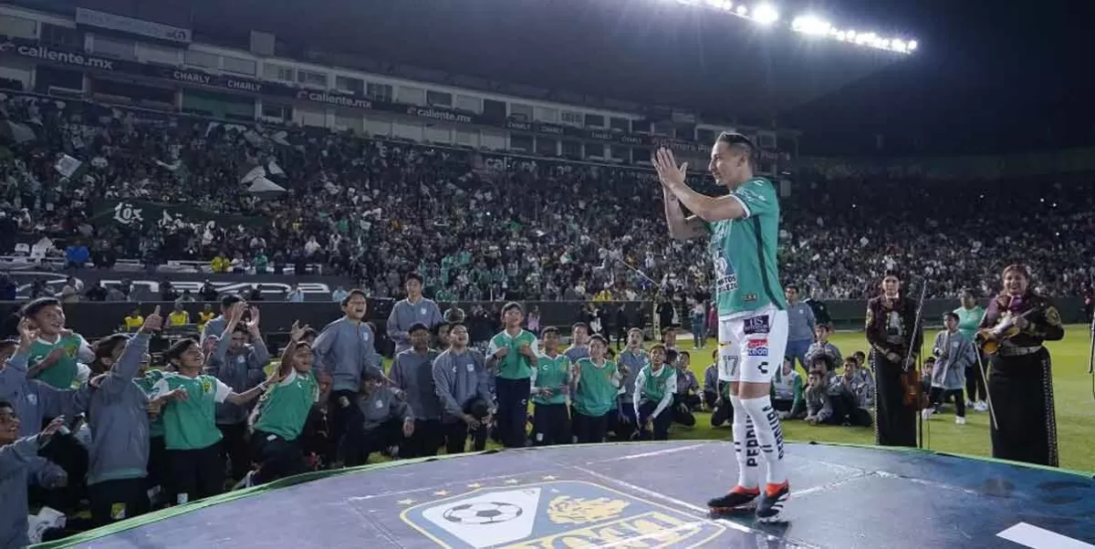 Tras 17 años en el viejo continente, Andrés Guardado es presentado como jugador del León