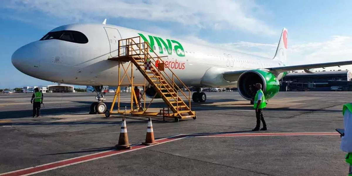 Viva Aerobus canceló salidas de Puebla por caída de ceniza de Don Goyo