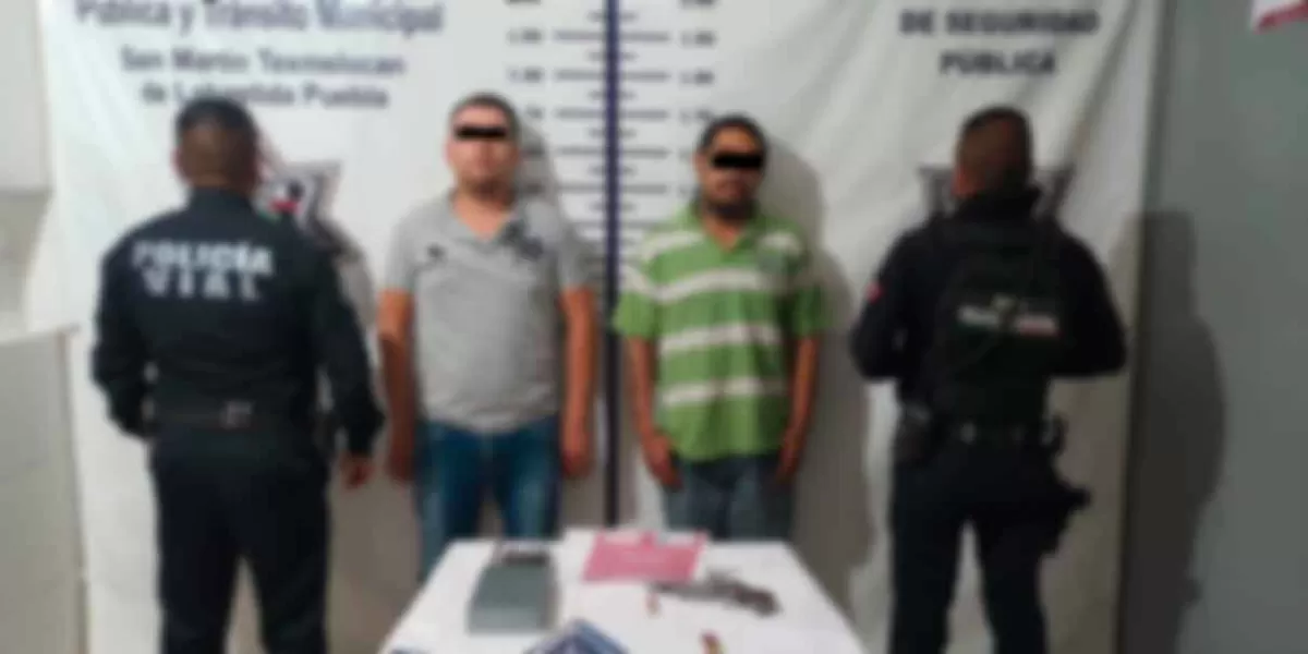 Detienen a presuntos ladrones tras robar tráiler en la México-Puebla