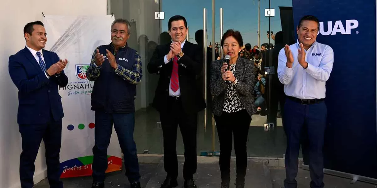 Lilia Cedillo coloca primera piedra para edificio Multiaulas en el Complejo Regional Norte