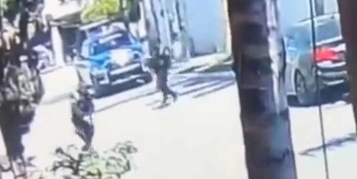VIDEO. Por problemas laborales, mujer policía le dispara a su comandante 