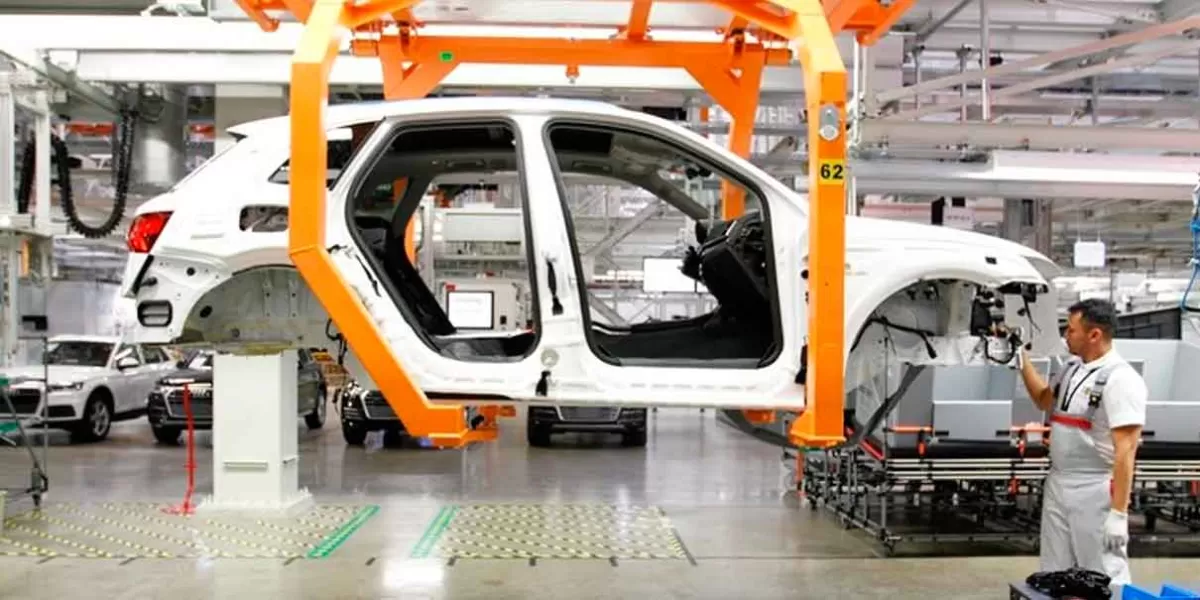 Activan doble turno en VW para recuperar producción del JETTA