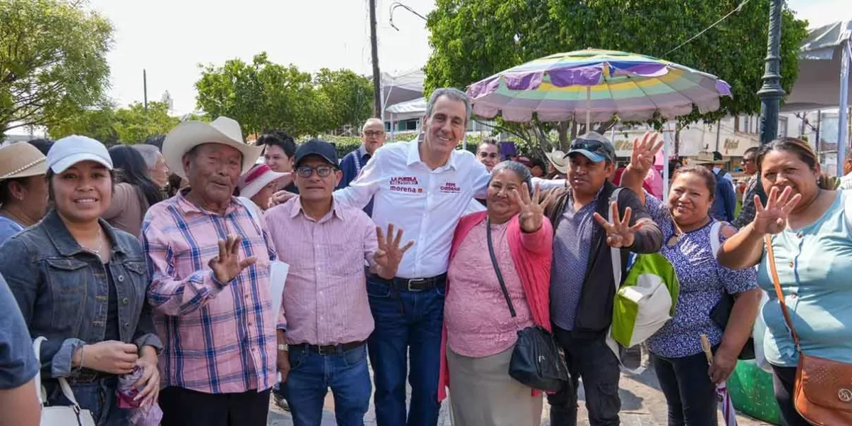 Al lado de Alejandro Armenta y con el grito de “Pepe presidente”, Chedraui inició campaña