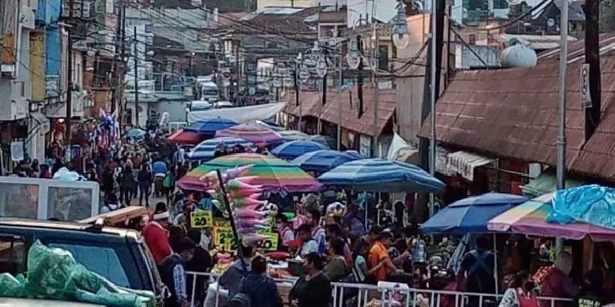 El mercado de Huauchinango se quedará sin estacionamiento