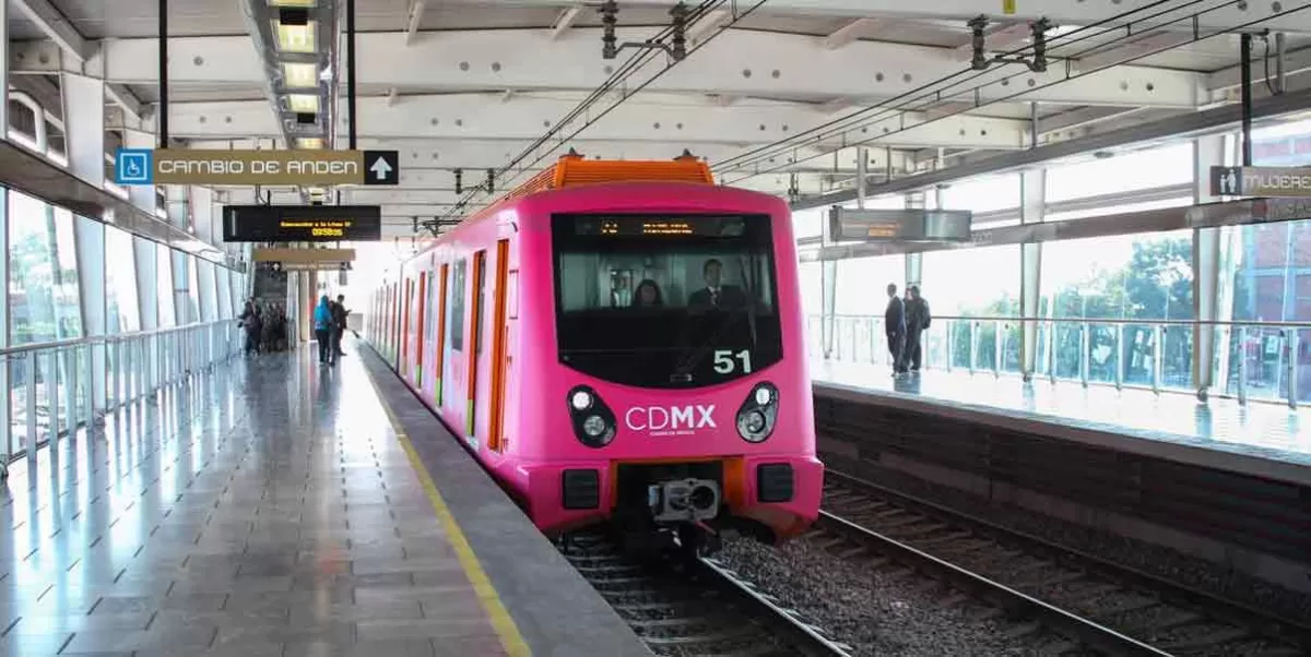 Usuarios del Metro de la CDMX reportan tambaleo en el tramo elevado de la Línea 12