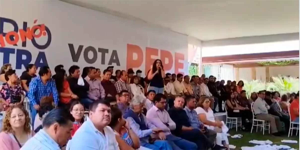 Panistas piden voto para Pepe Chedraui, abanderado de Morena