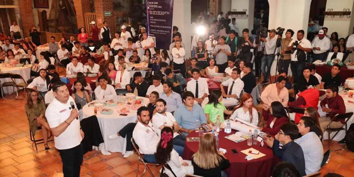 Con los jóvenes se logrará la transformación y el bienestar de Puebla Armenta.jpg