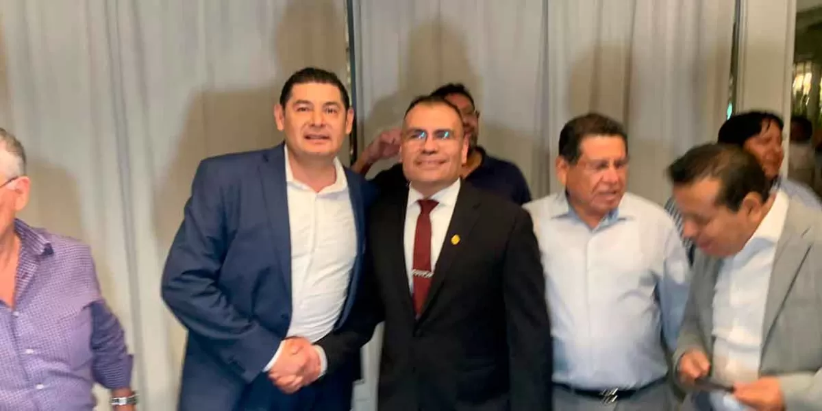 Alejandro Armenta fortalece lazos con migrantes; fomenta inversiones en Puebla